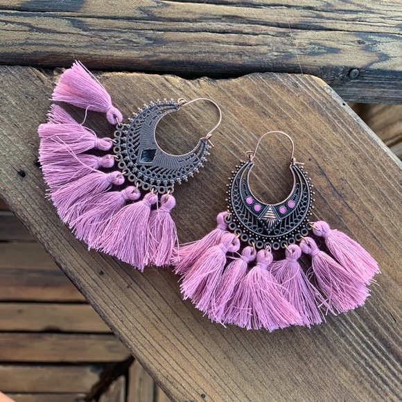 ✶ CHEROKEE Tassel Earrings - Picture 3 of 6